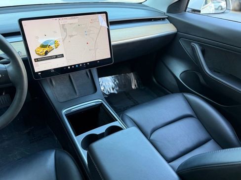Used 2021 Tesla Model 3 Standard Range Plus RWD image 42