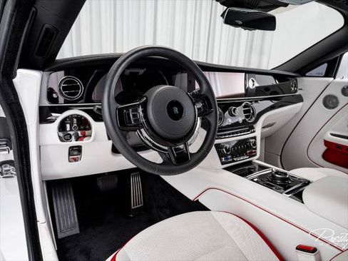 Used 2024 Rolls-Royce Spectre w/ Spectre Launch Package AWD/4WD image 29