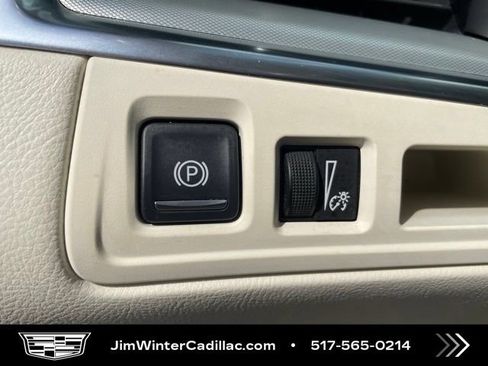 Certified 2022 Cadillac XT5 Premium Luxury AWD/4WD image 27