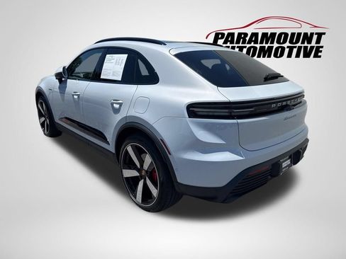 Used 2025 Porsche Macan 4S Electric AWD/4WD image 5