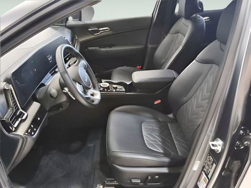 Used 2025 Kia Sportage X-Line AWD/4WD image 15