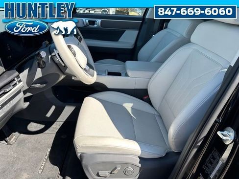 Used 2025 Hyundai Santa Fe SEL AWD/4WD image 17