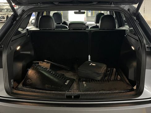 Used 2023 Volkswagen Atlas Cross Sport SE w/ Panoramic Sunroof Package AWD/4WD image 39