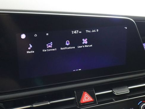 Used 2024 Kia Niro Wind FWD image 25