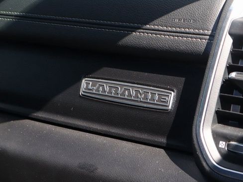 Used 2022 RAM 1500 Laramie AWD/4WD image 45