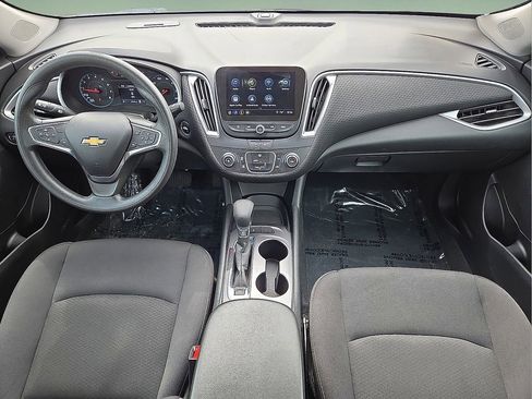 Used 2025 Chevrolet Malibu LS FWD image 16