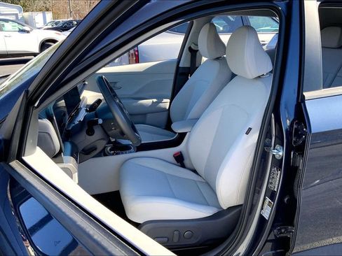 Used 2024 Hyundai Kona SEL AWD/4WD image 15