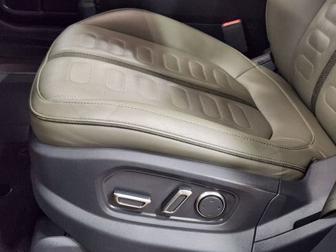 Used 2023 Rivian R1S Launch Edition image 30