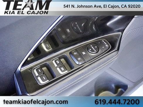 Used 2022 Kia Niro EX FWD image 24