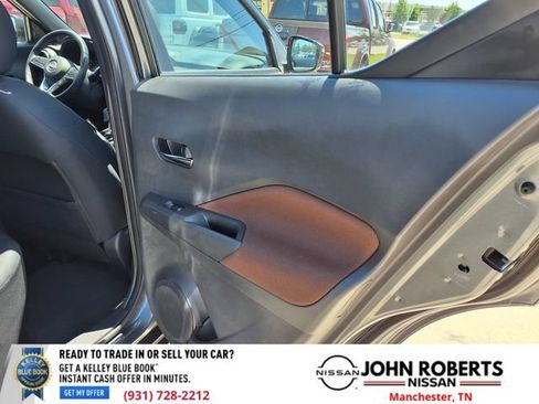 Used 2023 Nissan Kicks SR FWD image 18
