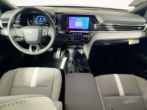 New 2026 Toyota Camry SE FWD image 30