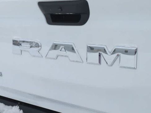 Used 2025 RAM 1500 Big Horn AWD/4WD image 12