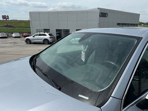 Used 2019 Audi Q7 3.0T Premium Plus w/ Premium Plus Package image 4