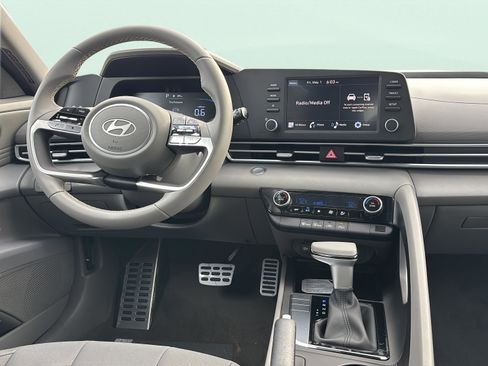 New 2026 Hyundai Elantra Sport FWD image 10