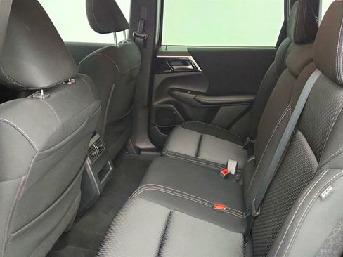 Used 2022 Mitsubishi Outlander ES image 20