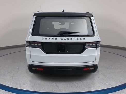 Used 2024 Jeep Grand Wagoneer Series III w/ Quick Order Packagew 28T AWD/4WD image 6
