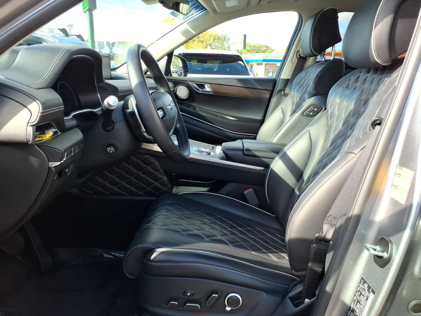 Used 2024 Genesis GV80 3.5T w/ Prestige Package AWD/4WD image 11