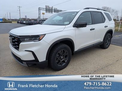 New 2025 Honda Pilot TrailSport