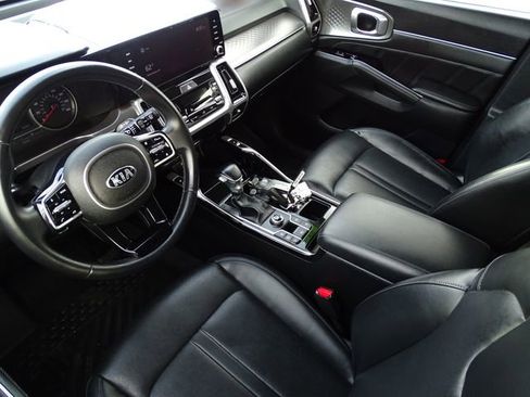 Used 2021 Kia Sorento SX image 9