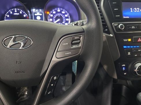 Used 2018 Hyundai Santa Fe Sport image 20