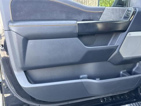 Used 2023 Ford F150 Platinum image 21