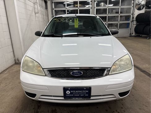 Used 2007 Ford Focus SE image 3