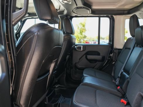 Used 2021 Jeep Wrangler Unlimited Sport image 29
