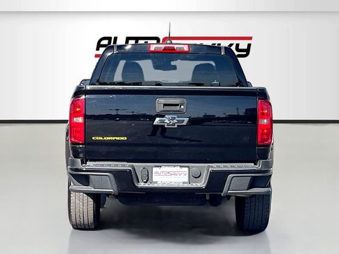 Used 2015 Chevrolet Colorado LT image 6