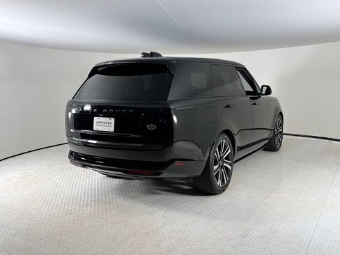 Used 2023 Land Rover Range Rover SE AWD/4WD image 5