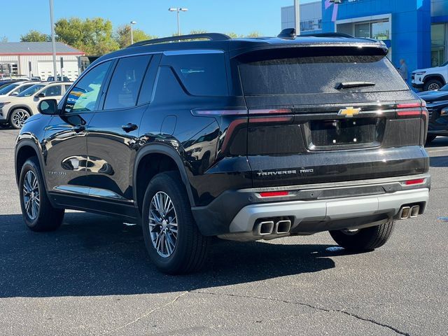 Used 2026 Chevrolet Traverse LT AWD/4WD image 11