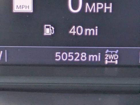 Used 2021 GMC Sierra 2500 AT4 w/ AT4 Preferred Package image 23