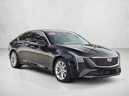 Used 2025 Cadillac CT5 Premium Luxury image 3