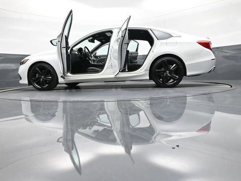 Certified 2022 Honda Accord Sport image 48