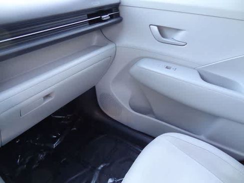 Used 2024 Hyundai Kona SEL AWD/4WD image 33