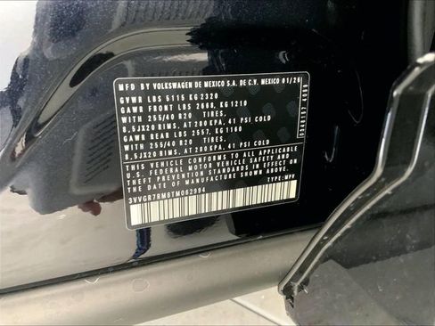 New 2026 Volkswagen Tiguan SE R-Line AWD/4WD image 8