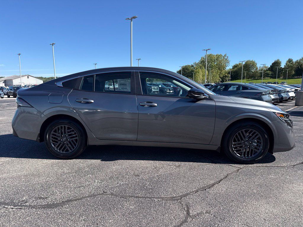New 2027 Nissan Sentra SV FWD image 17