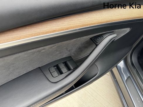 Used 2023 Tesla Model 3 Standard Range image 10