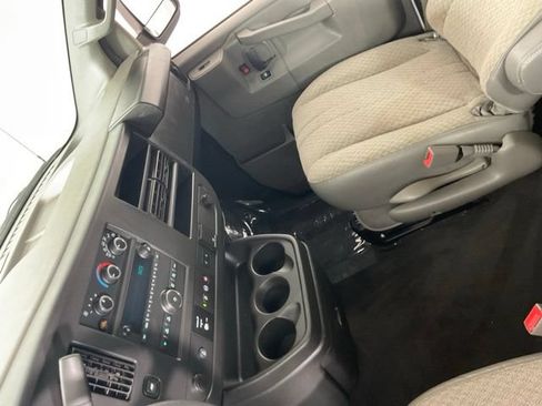 Used 2024 Chevrolet Express 3500 LT w/ LT Preferred Equipment Group RWD image 21