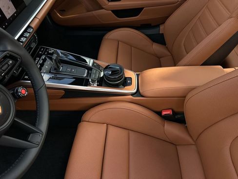 New 2026 Porsche 911 Carrera 4S image 25