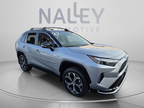 Used 2022 Toyota RAV4 XSE w/ Protection Package (TMS) AWD/4WD image 7