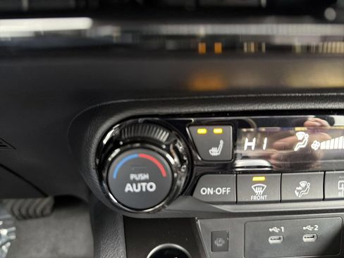 New 2026 Nissan Kicks SV image 7