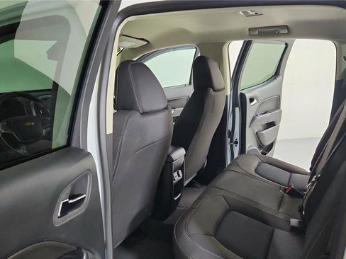 Used 2022 Chevrolet Colorado LT w/ LT Convenience Package image 32