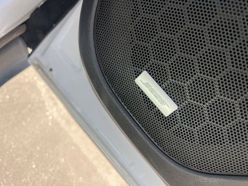 Used 2020 GMC Acadia SLT FWD image 33