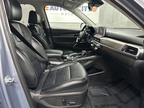 Used 2022 Kia Telluride SX w/ SX Prestige Package image 21