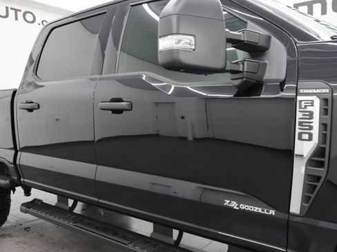 Used 2025 Ford F350 XLT w/ Tremor Off-Road Package AWD/4WD image 23