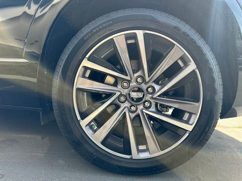 Used 2026 Cadillac Vistiq Sport image 7