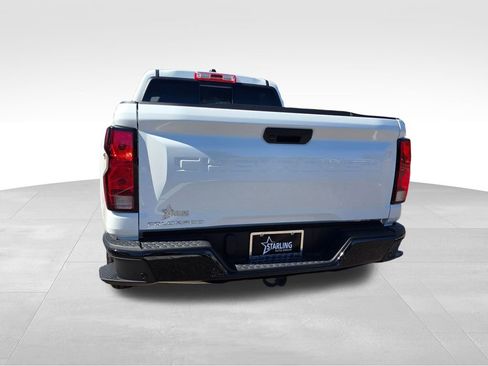 New 2025 Chevrolet Colorado W/T image 7
