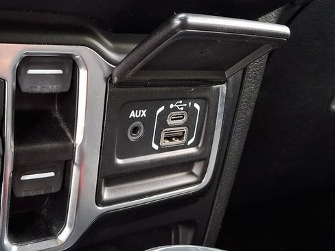 Used 2020 Jeep Wrangler Unlimited Sport S AWD/4WD image 23