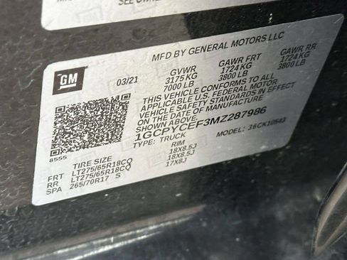 Used 2021 Chevrolet Silverado 1500 Custom Trail Boss w/ LPO, Dark Essentials Package image 17