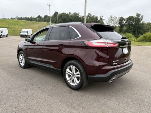 Used 2020 Ford Edge SEL w/ Convenience Package image 3